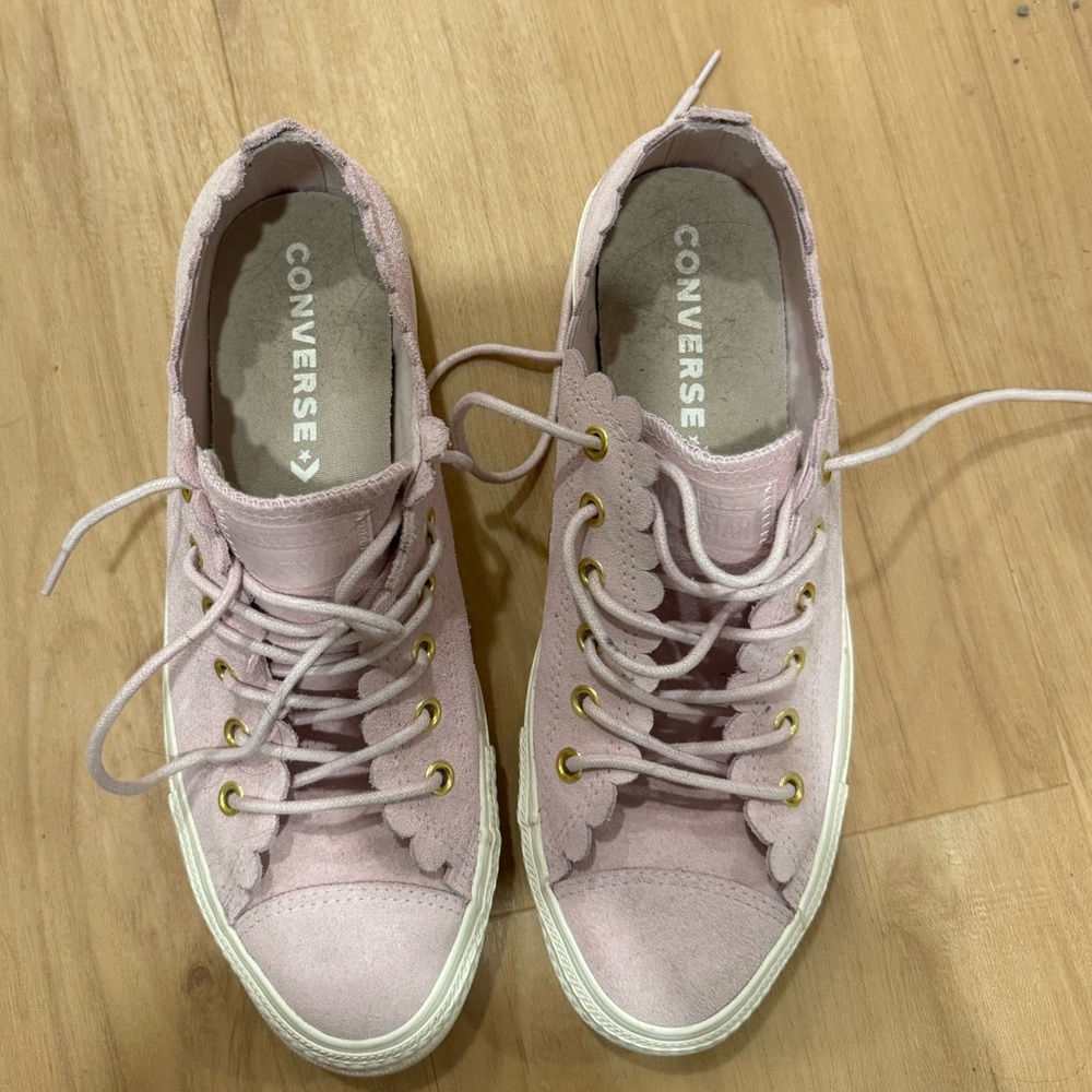Scalloped Converse - Picture 5 of 5
